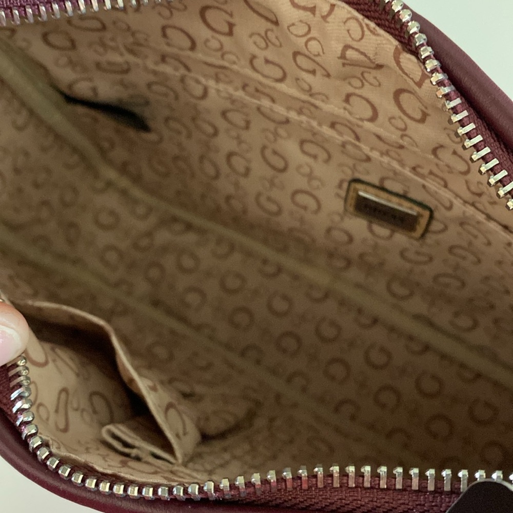 GUESS NWT Sylar Mini Quilted Shoulder Bag - Picture 5 of 6